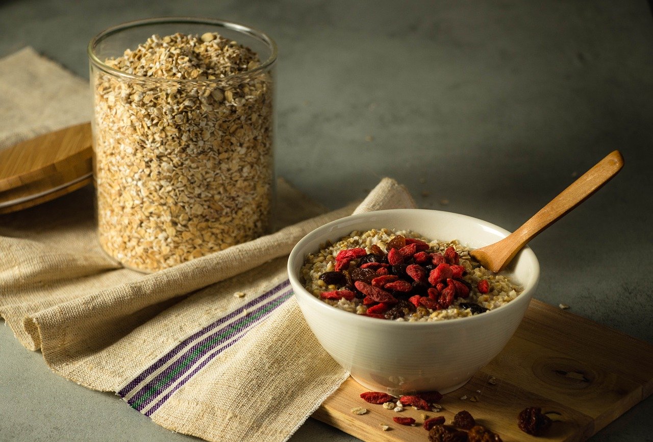 what are the health uses of oats